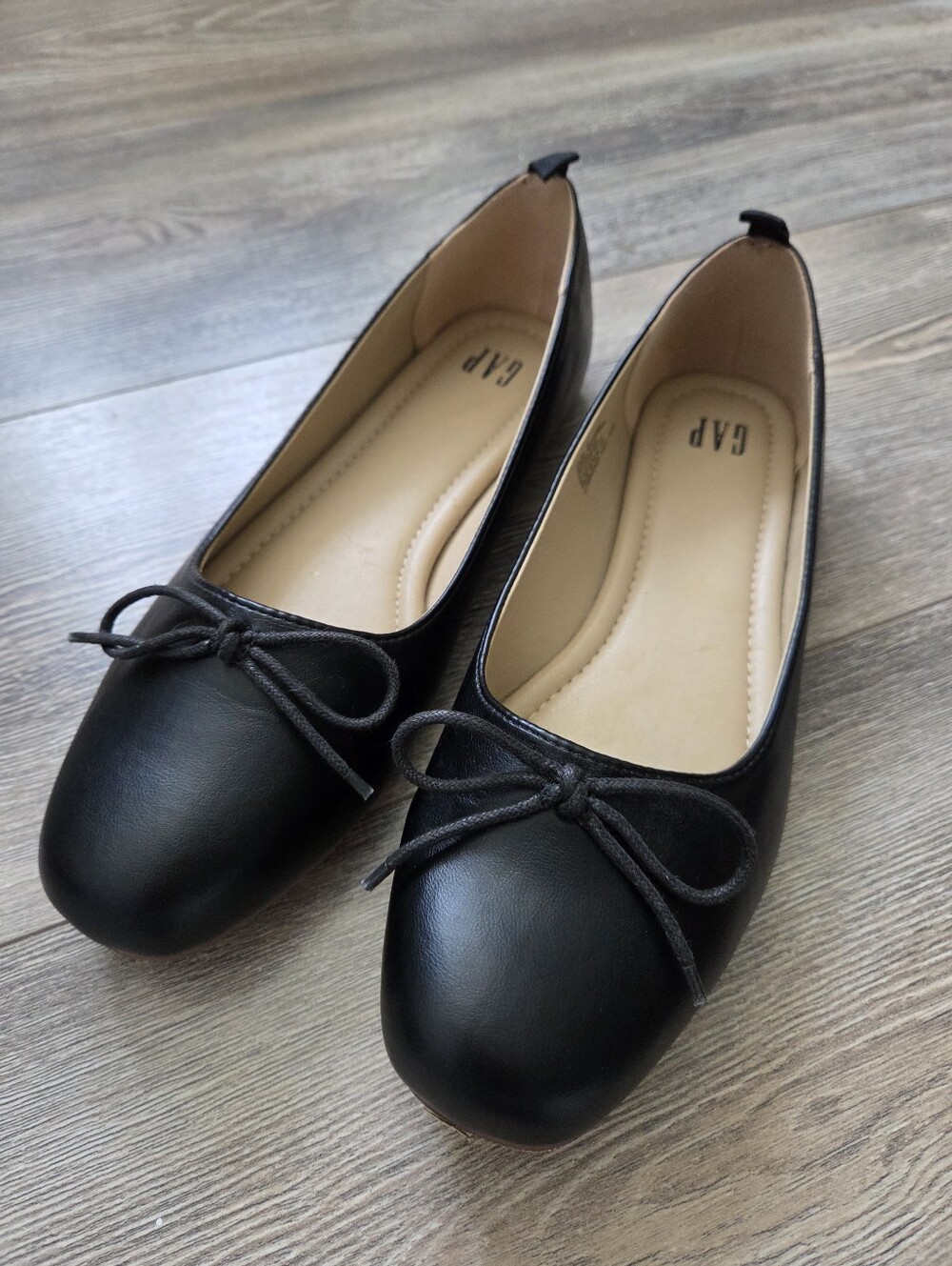 GAP Black Vegan Leather Ballet Flats Bow Detail Size 9 Balletcore